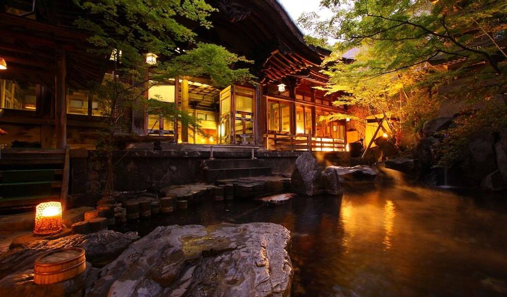 庭園露天風呂① / 4