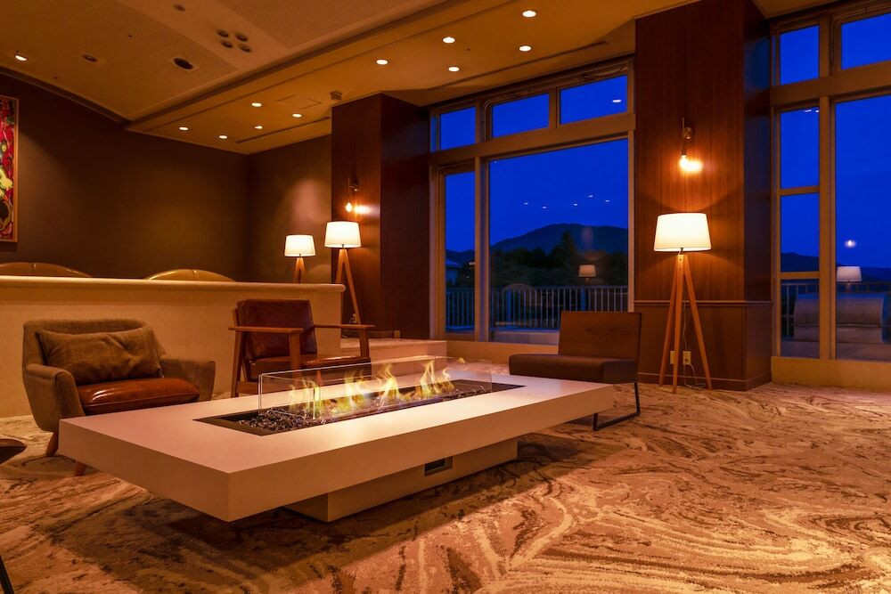 ロビーラウンジ