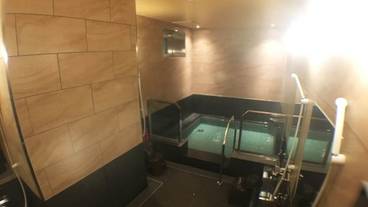 トリートメント ルーム / 2