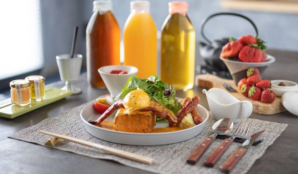 洋朝食一例① / 1