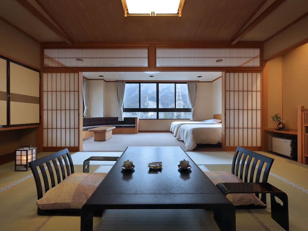 最上階和洋室（12畳+洋室）