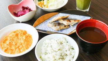 朝食スペース / 10