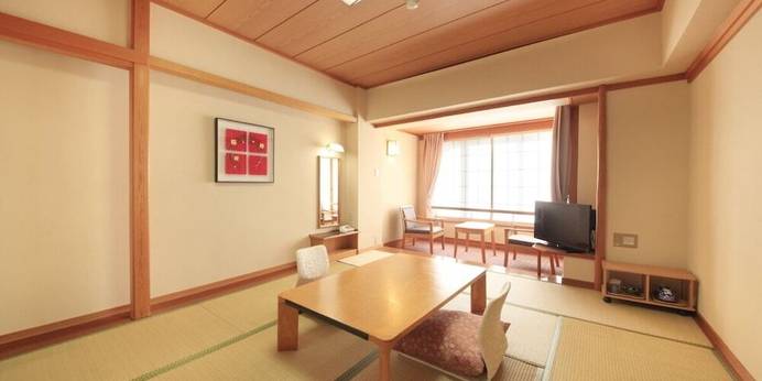 伊東温泉 ホテル暖香園（静岡県 旅館） / 1