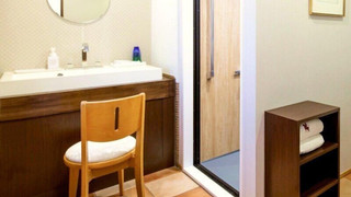 モデレートツインルーム (喫煙可能室)