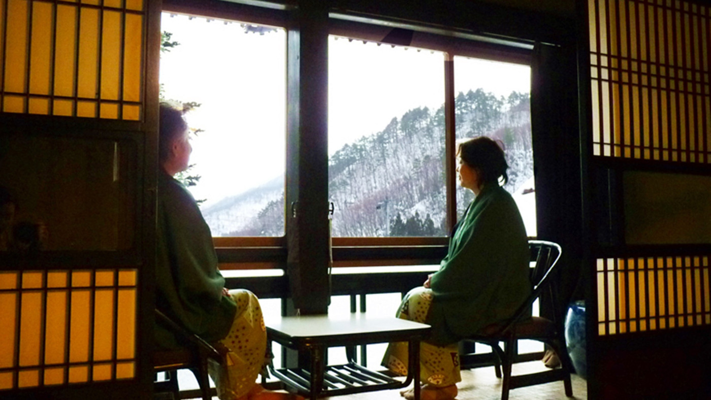 廊下や柱から滲みでる歴史を味わおう3537952