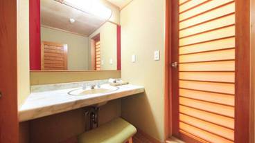 客室洗面台一例 / 8