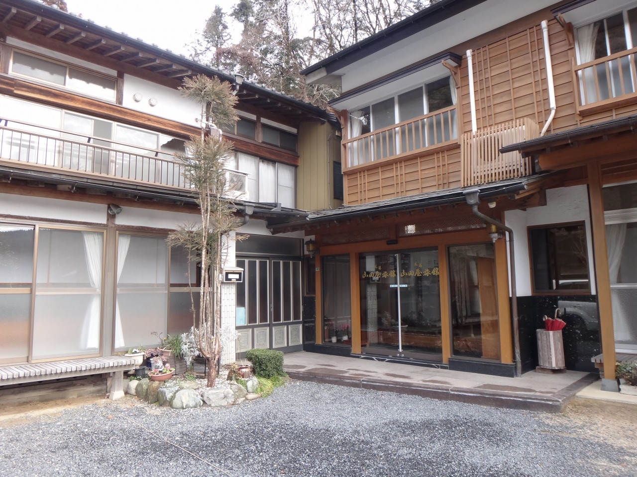 歴史の中にモダンな雰囲気が宿る“温泉宿”4246538