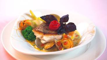 食事・飲み物 / 4