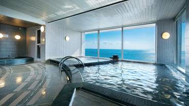 日中の大浴場 / 1