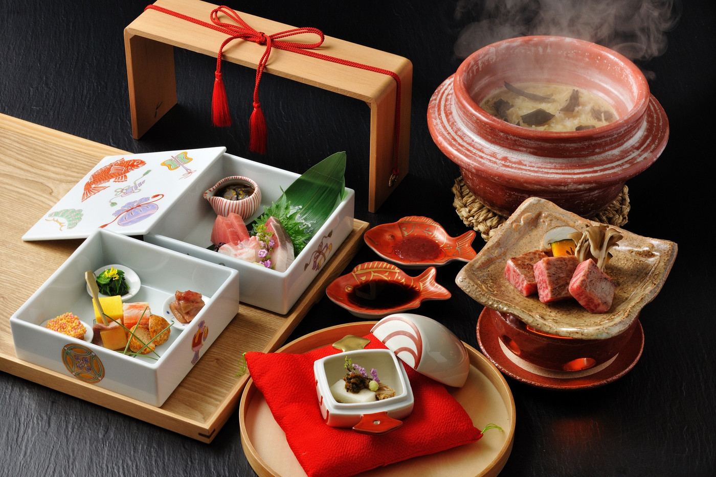 日本海の恵みとご当地グルメを味わえる会席3913820