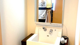 Room 301 ツインルーム 共用バスルーム