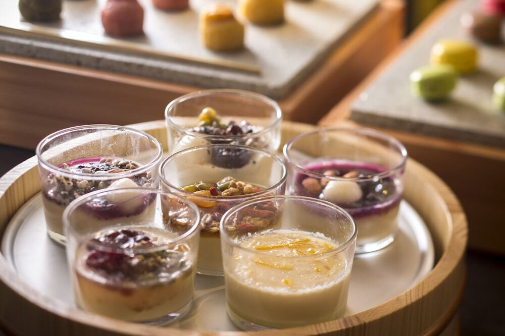 ラウンジ／フリーフード①