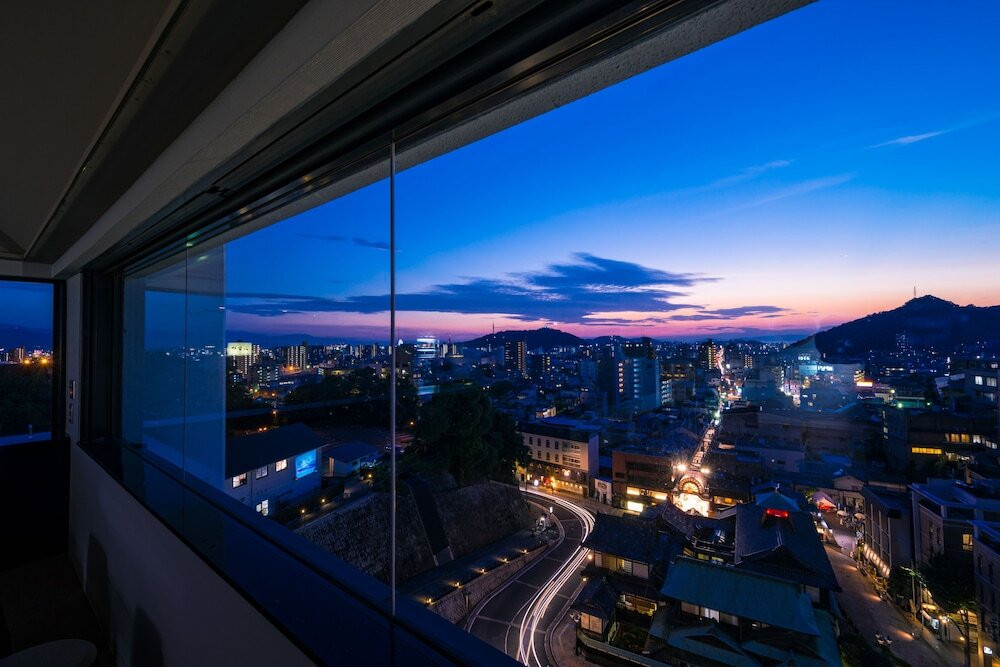 おしゃれなマリメッコ空間や華やかなバラ風呂でお姫様気分4036189