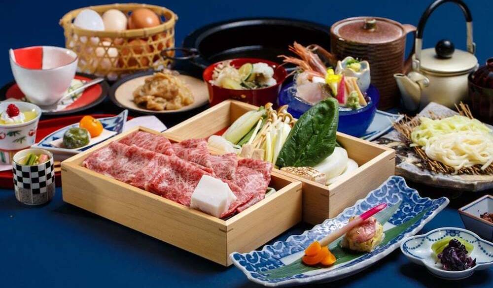華やかなお料理で
ココロ弾むディナー / 2
