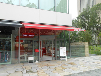 「DNS POWER CAFE 中野」外観 1047479 系列のスポーツショップの隣にカフェオープン