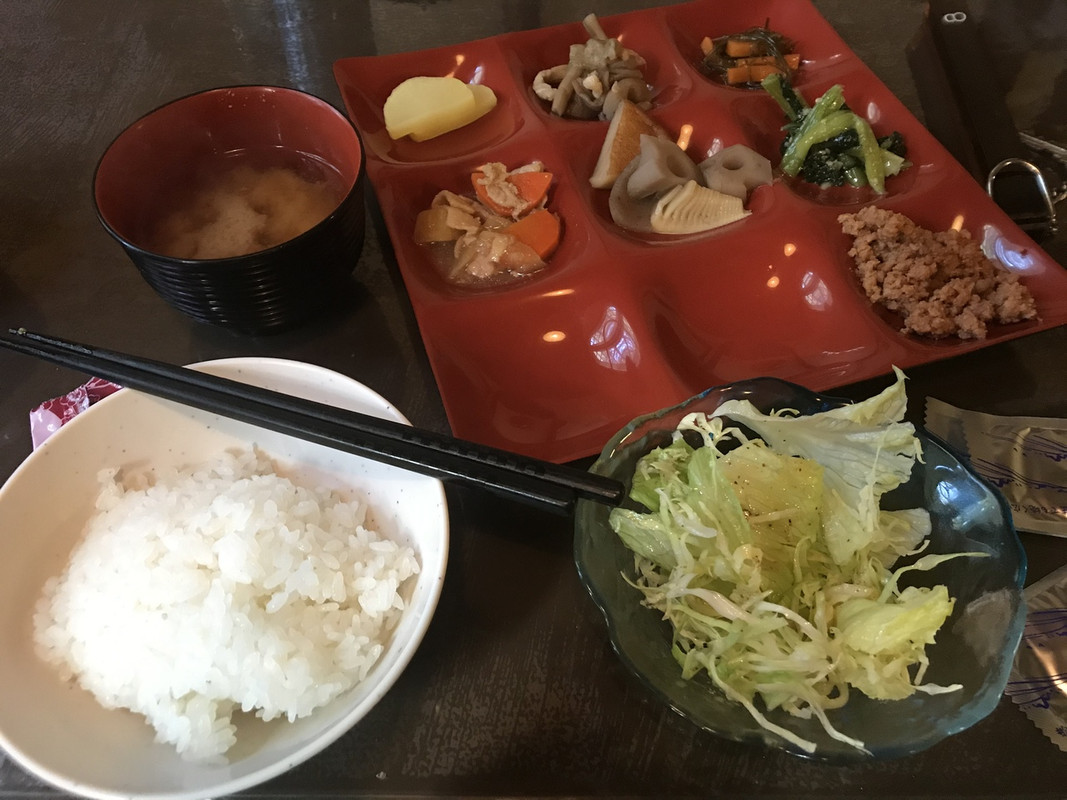 朝食