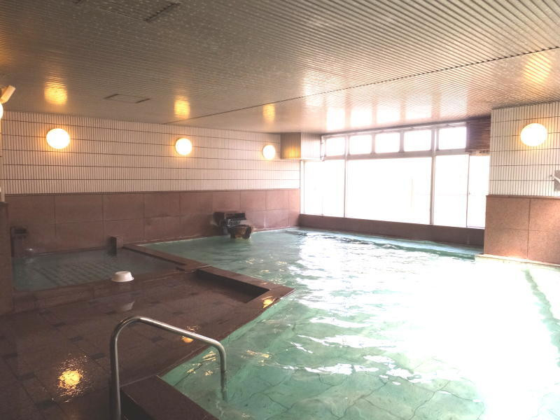 6．お酒も飲み放題♪ノスタルジーに浸れる「伊東園ホテル熱海館」4084111