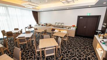 朝食スペース / 6