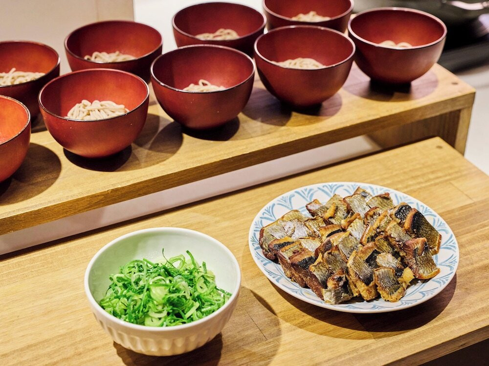 朝食