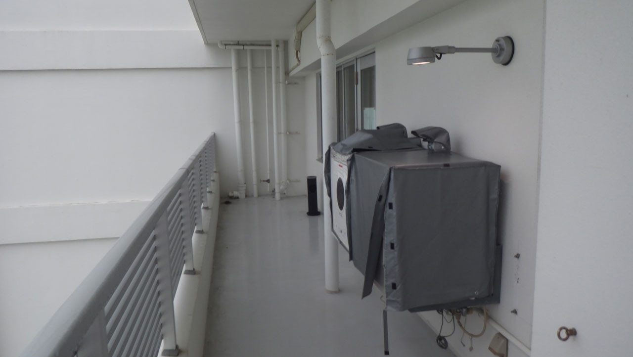 ガス式乾燥機です。