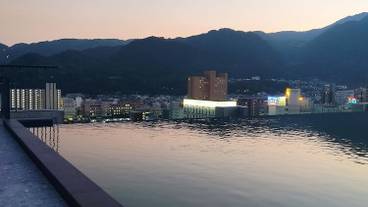 インフィニティ プール / 12