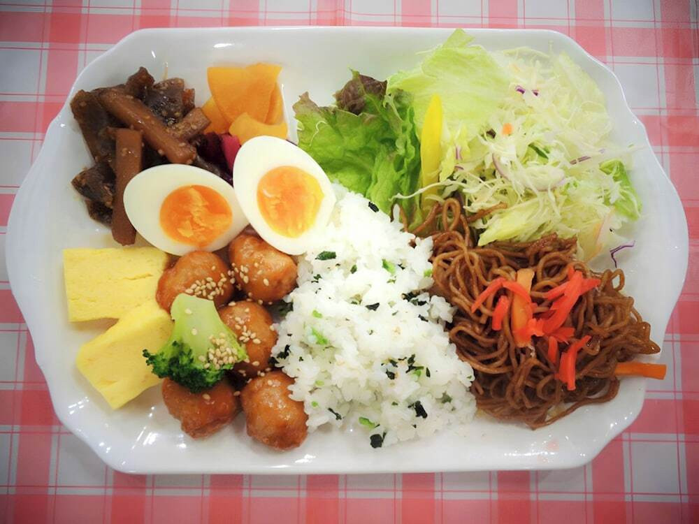 朝食