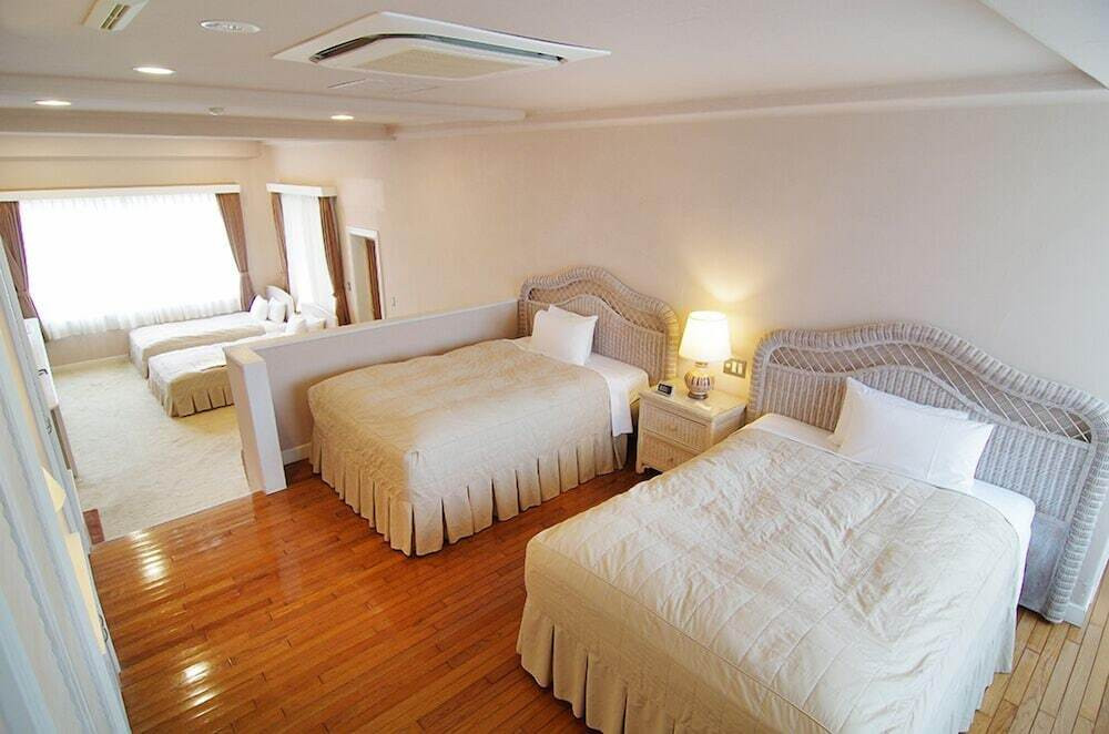 ホテル ブルーベリーヒル勝浦(ホテルブルーベリーヒルカツウラ) / 3