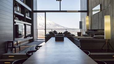 客室内のダイニングエリア / 35