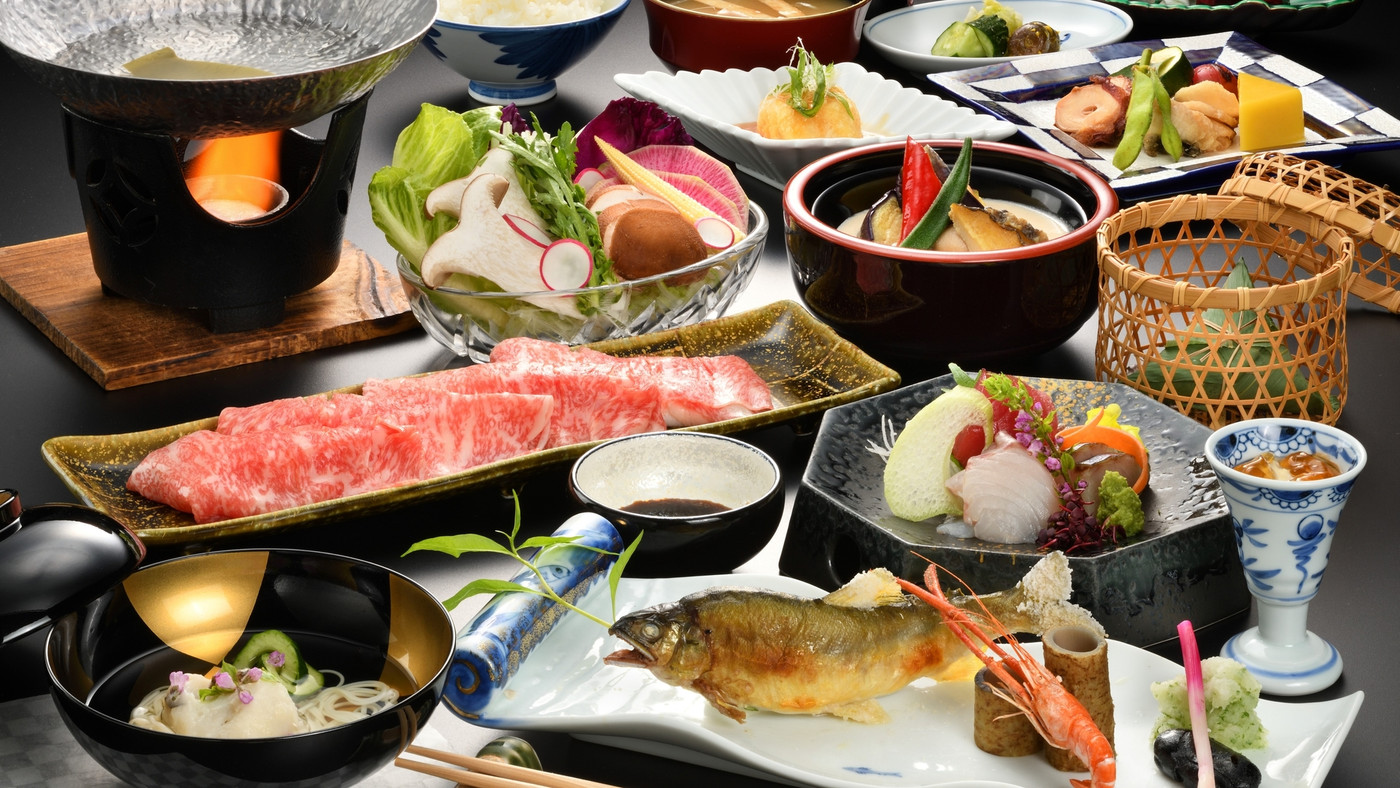 源泉かけ流しの露天風呂付き客室で忘れられない極上ステイを3655036