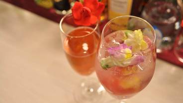 食事・飲み物 / 4