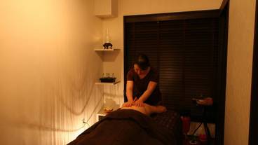 ナチュラルスパ花折 施術イメージ / 13