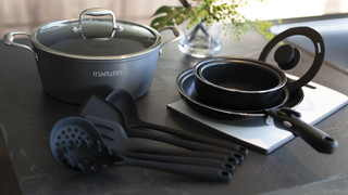 ファミリー ヴィラ 1 ベッドルーム (1階貸切プール付) 禁煙