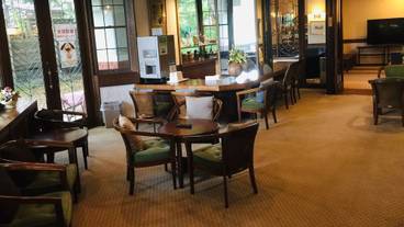 ロビーラウンジ / 5