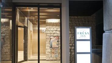 施設の入り口 / 10