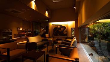 ロビー応接スペース / 3