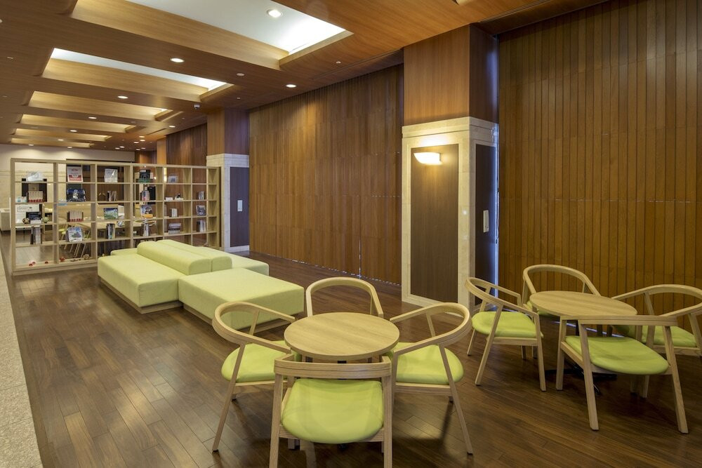 ロビーラウンジ