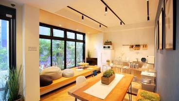 ロビー応接スペース / 7