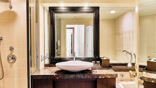 クラシック ルーム シングルベッド 2 台 ベイビュー (High Floor)