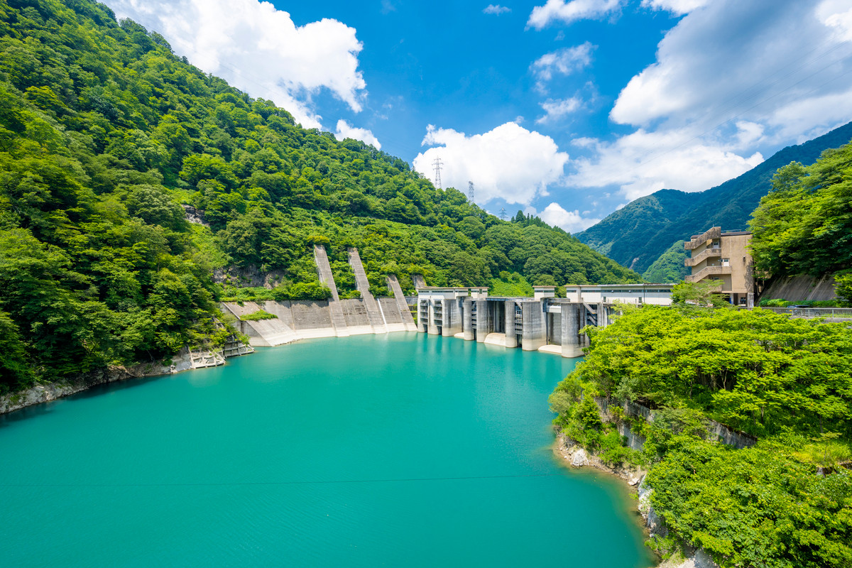 うなづき湖と宇奈月ダム