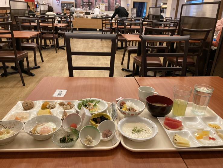 レストランの座席一例 / 2