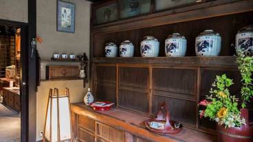 施設の入り口 / 27