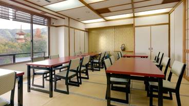 朝食スペース / 8