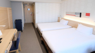 スタンダード ツインルーム ベッド (複数台) 禁煙