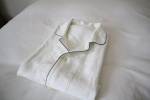 部屋にあるパジャマ