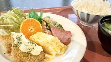 食事・飲み物 / 5