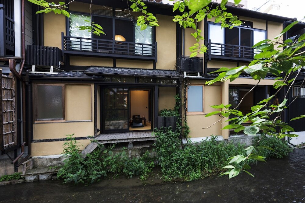 縁側から高瀬川に足を浸して♪四季を感じられるお宿4060586