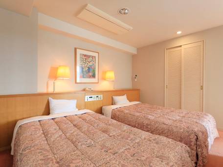 鴨川グランドタワー / 2