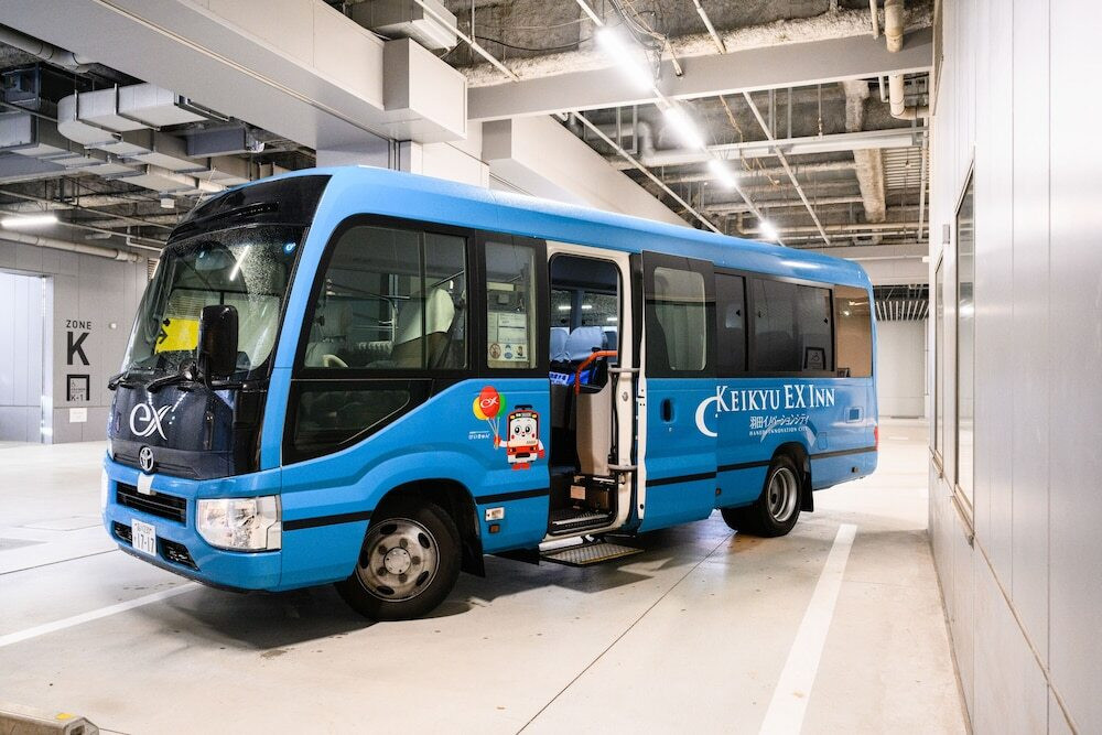 空港シャトルバス