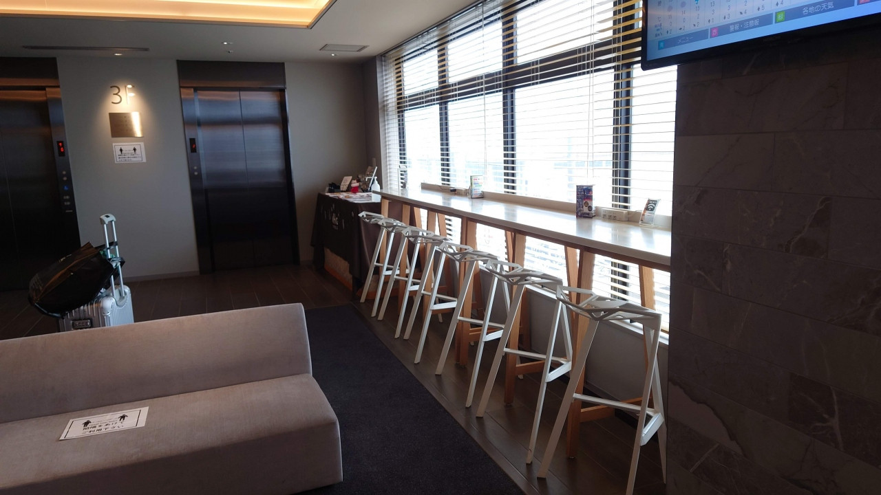 ロビーはスタイリッシュでした