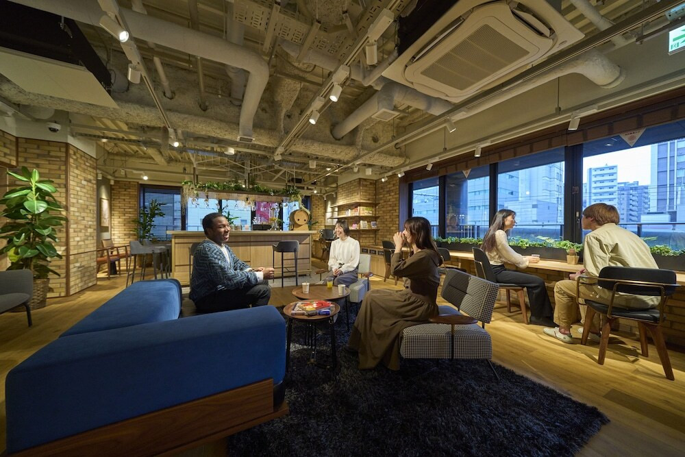 フロント